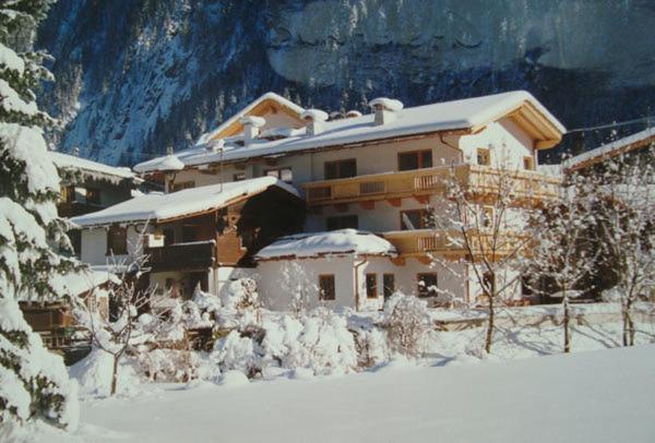 Gastehaus Rieser Mayrhofen Eksteriør bilde